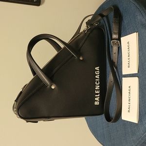 Balenciaga Triangle Bag Medium